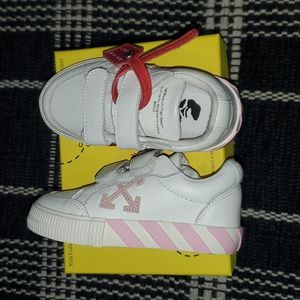 Off-white baby girl shoes